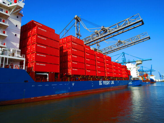 Big steps for Den Hartogh Dry Bulk Logistics